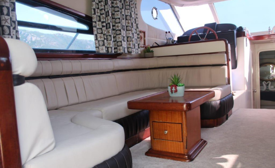 Yacht No. 4, Kemer Marina Port