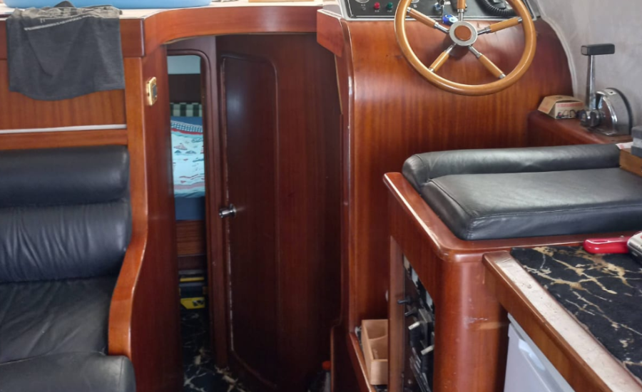 Yacht No. 8 port of Alanya